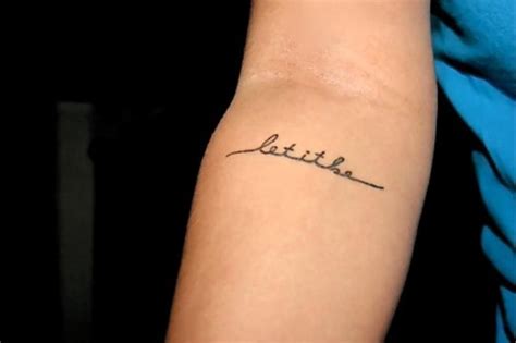 Tatuajes En Cursiva
