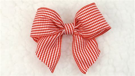 Wrap the loose end of the ribbon over the loop, then push it through and pull it tight, as if tying your shoelaces. DIY Gingham Bow, Tutorial, DIY, Ribbon Bow #6 - YouTube