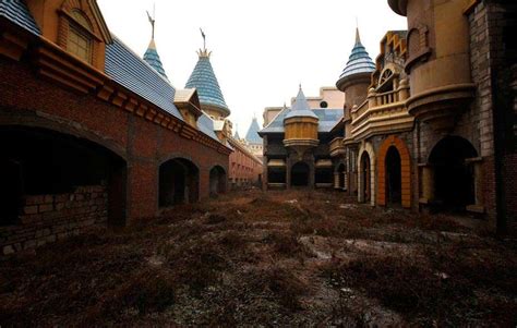 Wonderland Amusement Park An Unfinished Theme Park In China