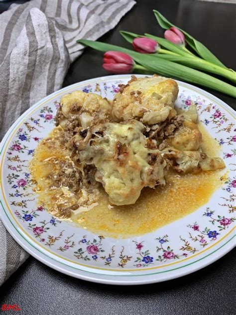 Blumenkohl in kochendes salzwasser für 10 minuten 5.schmand dazurühren und den blumenkohl damit einschmieren. Blumenkohl-Hackfleisch-Auflauf…Low Carb in den Frühling in ...