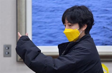 류 의원은 이에 대해 부당해고… "하는 것 봐서 휴무 주겠다": 류호정 전 비서 측이 부당해고에 ...