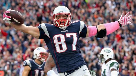 New England Patriots Restructure Rob Gronkowskis Contract For 2017