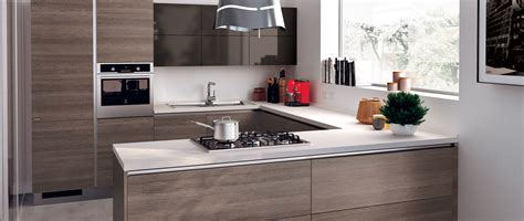 Classica, moderna, in legno, laccata, laminata, in ferro battuto, o con imbottitura. Cucine Moderne Padova: Cucine Scavolini moderne e classiche