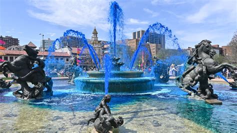 A Guide To Kansas Citys Hundreds Of Fountains From The Famous To The
