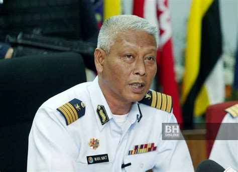 Facebook page ini merupakan laman rasmi maritim malaysia. Bot nelayan Indonesia kena usir | Kes | Berita Harian