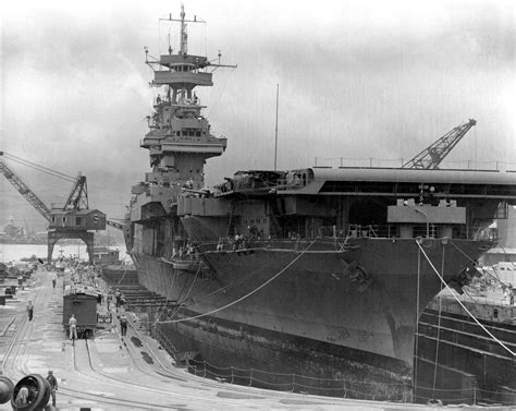 Uss Yorktown Cv 5 Dry Docked At Pearl Harbor 29 May 1942 5734 X