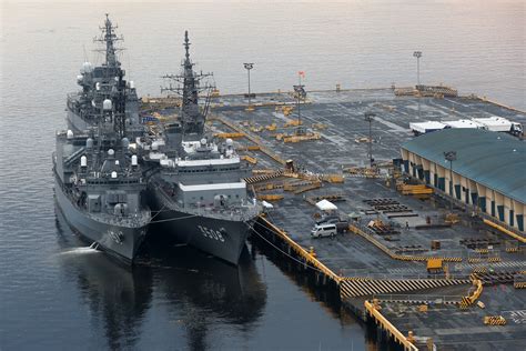 3 Japanese Navy Ships Arrive In Manila