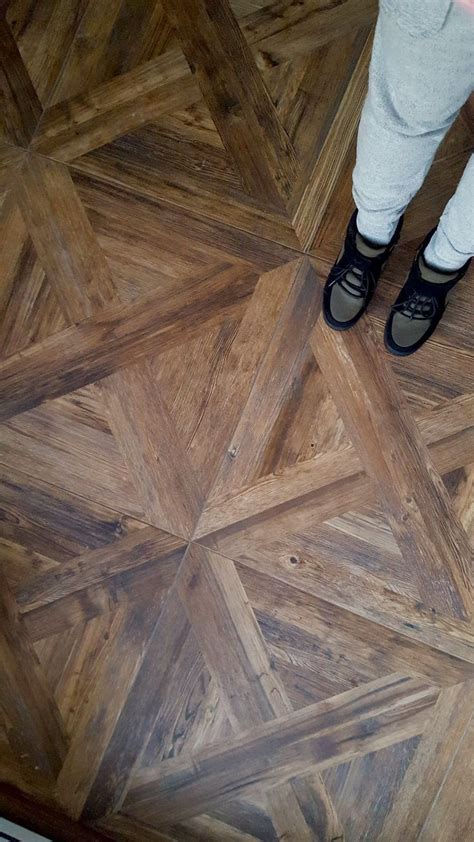 Parquet Wood Floor Tiles Dibandingkan