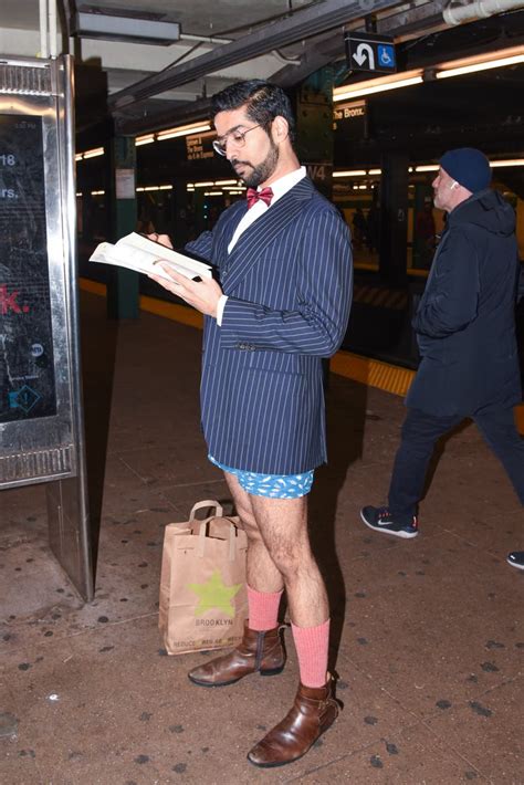 No Pants Day New Yorkers Ride Subway Half Naked In The Cold New