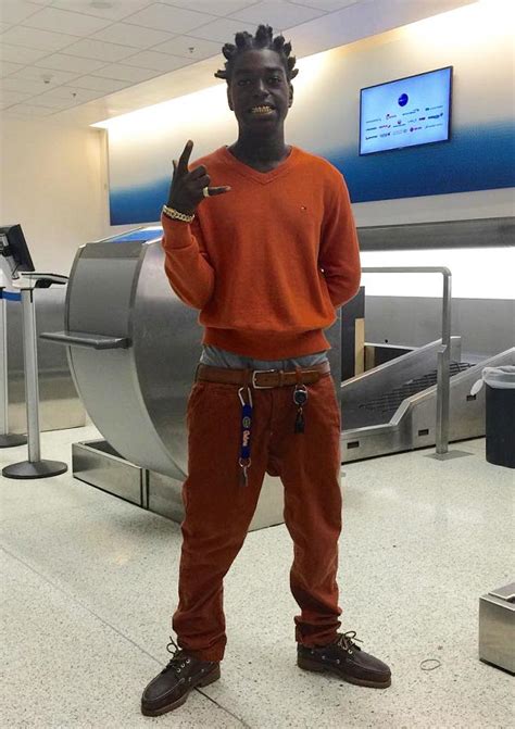 But it doesn't look like the verzuz showdown will be happening as tip responded back citing a generational gap between him and busta. Celebrity Heights | How Tall Are Celebrities? Heights of ...