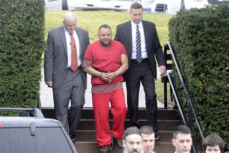 Accused killer’s return delayed a month - Connecticut Post