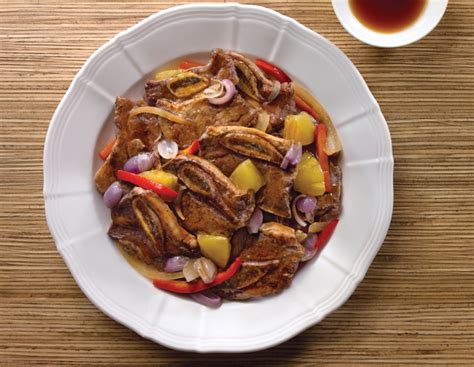 Anda bisa memasak iga sapi goreng kecap menggunakan 18 bahan dan 5 langkah. Iga Sapi Goreng dengan Bawang dan Paprika | Recipes| Lee ...