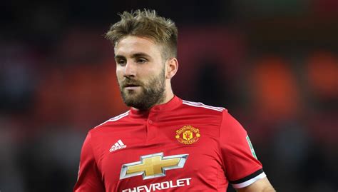 Fernandes wins manchester united player of the season award. Manchester United: Luke Shaw urged to take pay cut and leave Old Trafford