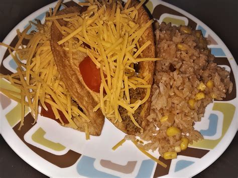 Ground Turkey And Black Bean Tacos With Spanish Rice Delishably