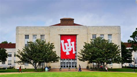 University Of Houston Is Waiving Tuition For Students Whose Families