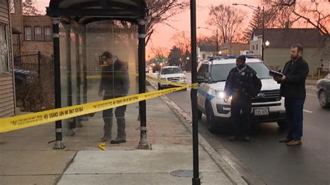 Chicago Shootings Leave At Least 4 Dead 12 Wounded Over Mlk Weekend