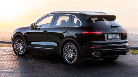 After all, porsche's cayenne, first introduced in 2002, continues to be the most polarizing suv since suzuki's. Porsche Cayenne S Review 2015 | CarsGuide