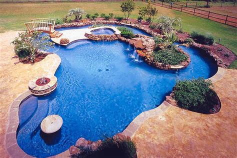 Indeed swimming is one of the best way to keep the body's shape and health. 25 of the Most Amazing Pools In Texas | InTheSwim Pool Blog