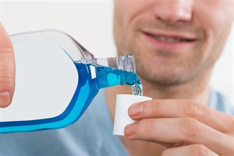 what does mouthwash do and does it really work