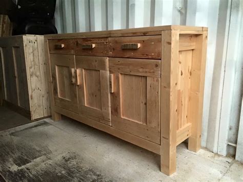 Here are three nice kitchens made primarily from recycled pallets. DIY Pallet Cabinet Unit | Pallet Furniture Plans