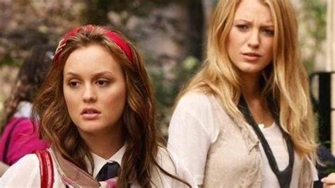 Gossip Girl Reboot Fans Given First Look At New Cast