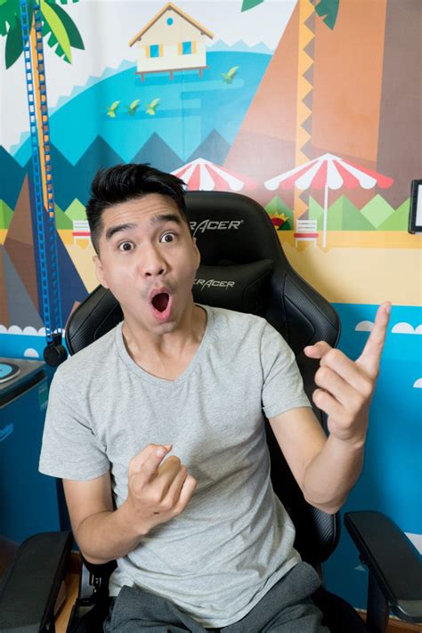 Pewpew, thành phố hồ chí minh. Lên truyền hình "thả thính" lịch lãm như thế nhưng đời ...