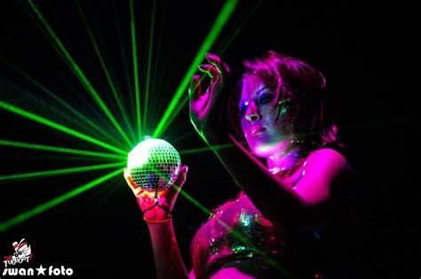 Pin By Krista Grimsley On Plur Edm Music Edm Girls Rave Edm