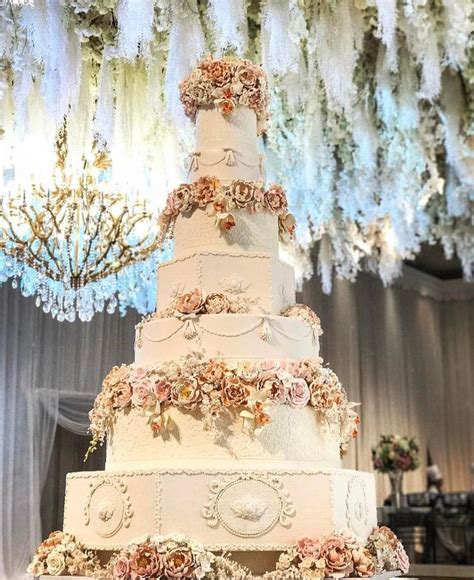 8 Tier Wedding Cakes Wedding Cake Centerpieces Extravagant Wedding
