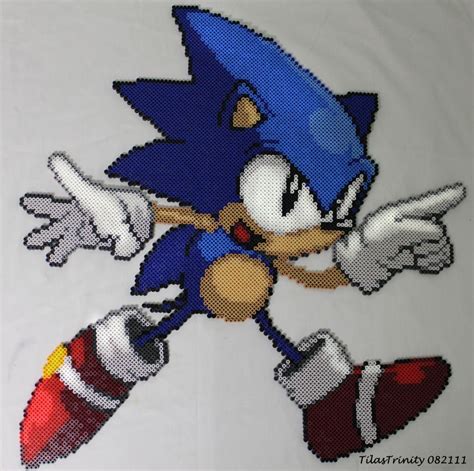 Giant Sonic By Shilot On Deviantart Bead Sprite Perle