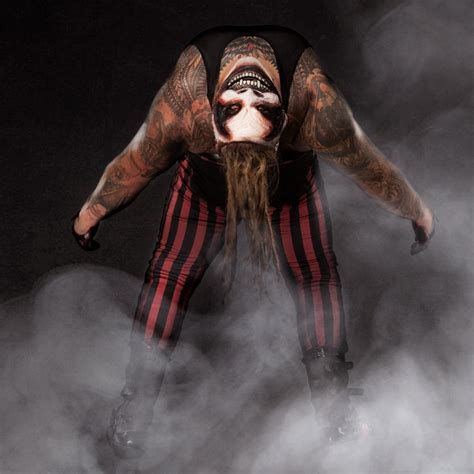 Photos Witness Bray Wyatt S Terrifying Transformation Into The Fiend Bray Wyatt Wwe Bray