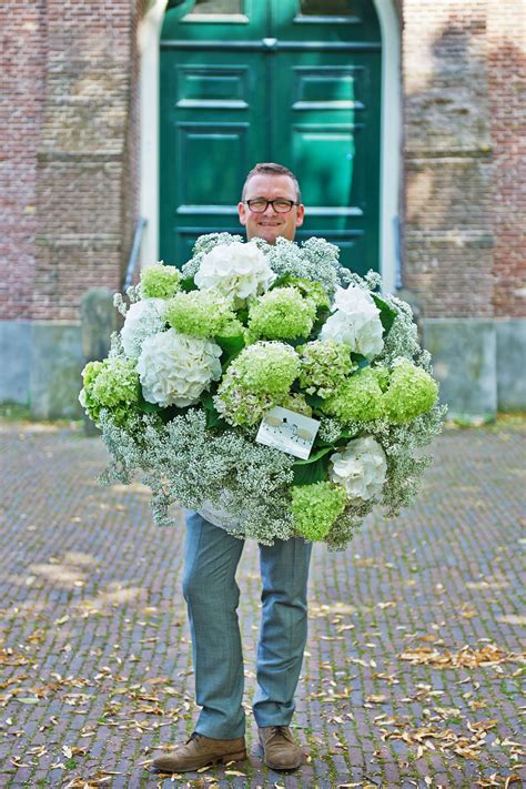 Knowing if your shrub blooms on old or new wood will help you make timely cuts. Home | Hydrangea bouquet, Beautiful bouquet of flowers ...
