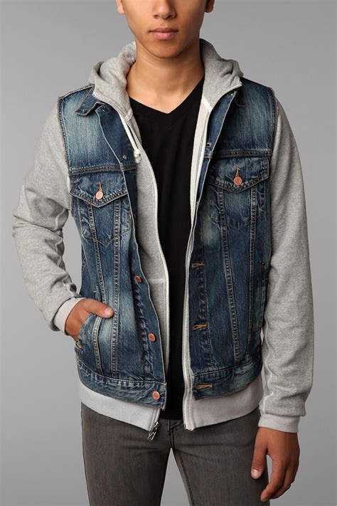 Hot promotions in denim jacket men on aliexpress if you're still in two minds about denim jacket men and are thinking about choosing a similar product, aliexpress is a great place to compare prices and sellers. Levi's Bull Wash Denim Vest | Sleeveless denim jackets ...