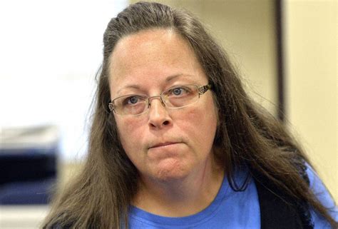 Update Kentucky Clerk Kim Davis Out Of Jail After Refusing To Issue Same Sex Marriage Licenses