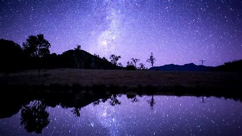 Heavens In A Spin As Photographer Andrew Tallon Captures Starry Starry Night Herald Sun
