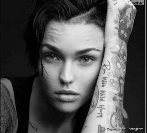 Ruby Rose Será Stella A Nova Presidiária Em Orange Is The New Black Ruby Rose Tattoo Orange