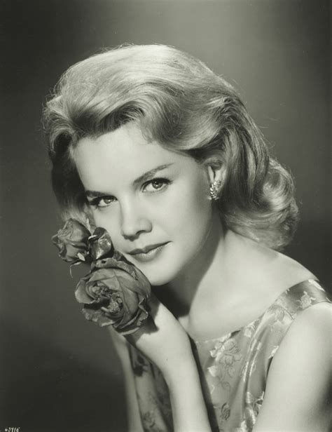 Picture Of Carroll Baker