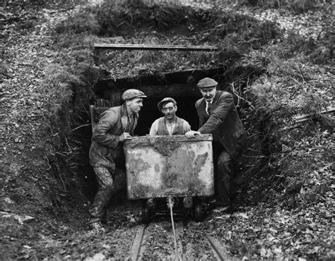 Sh Archive Single Photo Coal Mining In A Three Piece Suit 1930 1950