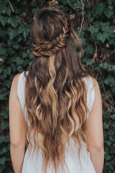 Half Up Boho Hairstyle For Long Hair Messy Beach Waves With A Fishtail
