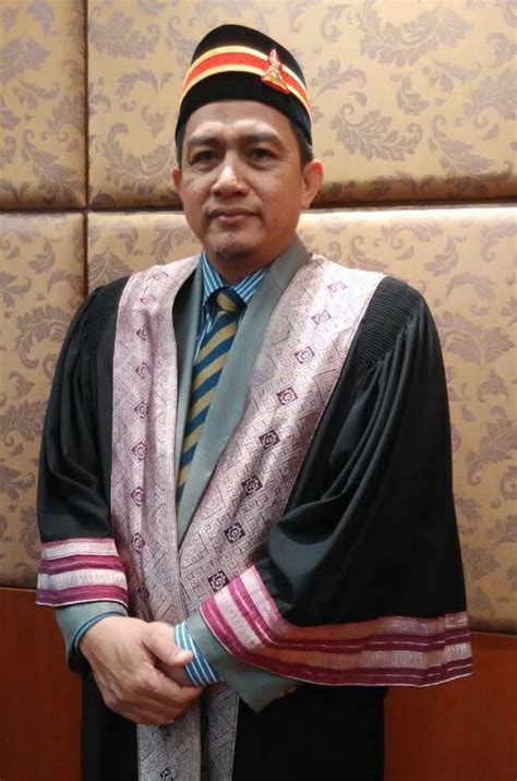Hanipa ehsanuddin bertengkar dewan rakyat jadi riuh. Sidang Dewan Negeri Selangor Tegang Tapi Lancar - Timbalan ...