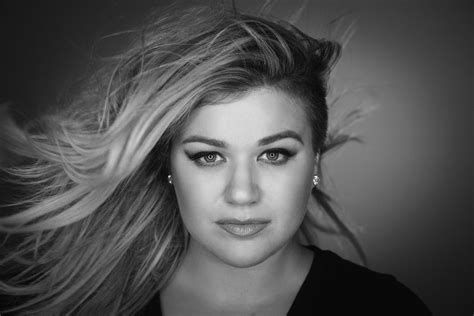 Kelly Clarkson Covers Its Quiet Uptown For Hamilton Compilation