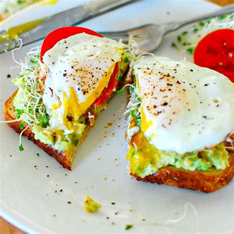 Avocado Toast With Fried Egg Joes Healthy Meals