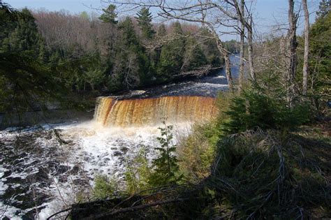 Upper Tahquamenon Falls Visit Michigans Most Famous Waterfall At