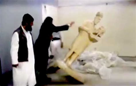 ISIS Video Shows Militants Smashing Ancient Iraq Artifacts CBS News