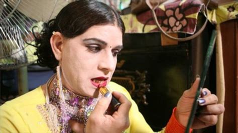 Pakistan S Transgender Community Cautiously Welcomes Marriage Fatwa Bbc News