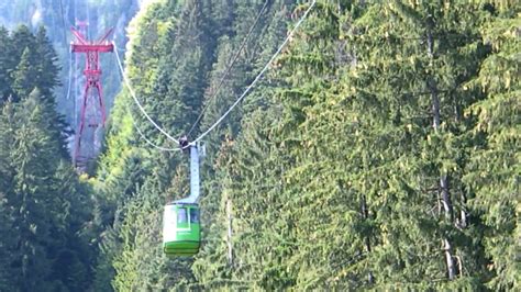 Bușteni is a small mountain town in the north of prahova county, muntenia, romania. Telecabina Busteni - YouTube