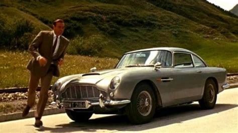 The Aston Martin Db5 Of James Bond In Goldfinger Spotern