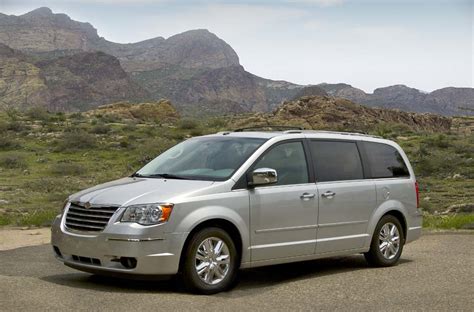 Chrysler Killing Town And Country Keeping Dodge Caravan