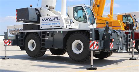 Lrt 1090 2 1 lrt 1100 2 1 operating elements.pdf. Visit to Kundentage 2018 at Liebherr-Werk Ehingen GmbH ...