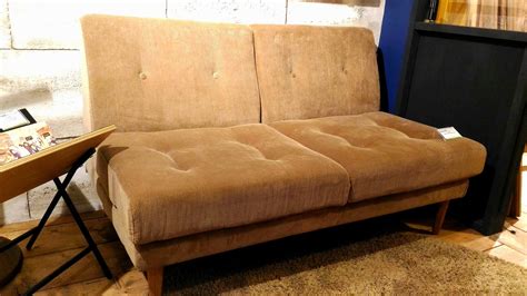 ¿por qué comprar en outlet sofás? OUTLET SOFA!!!!! | WELLSPRING