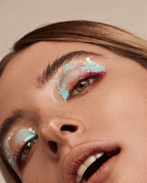 21 Abstract Makeup Looks That Are Totally Selfie Worthy Abstract